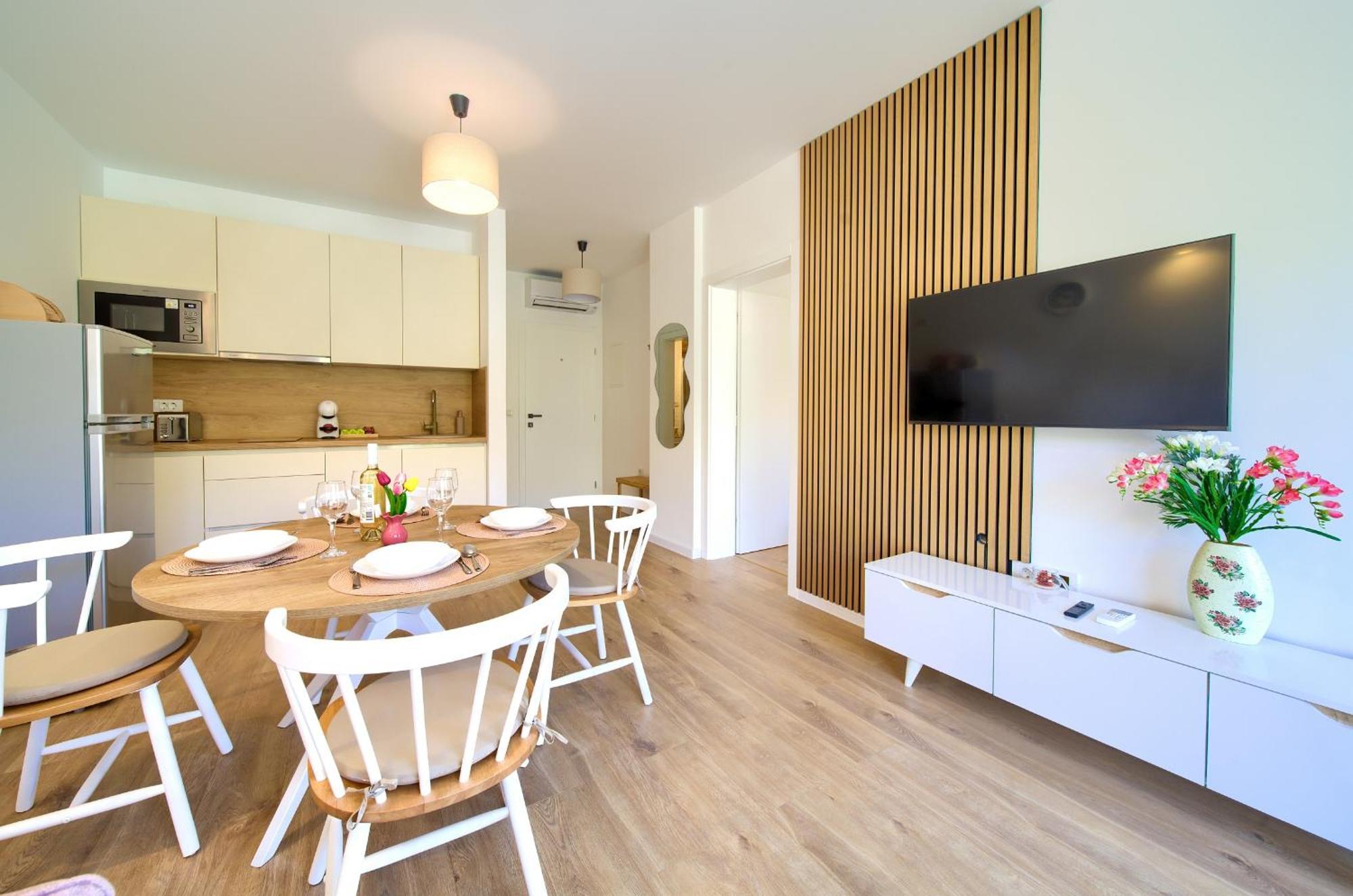 Ena & Leona Apartament