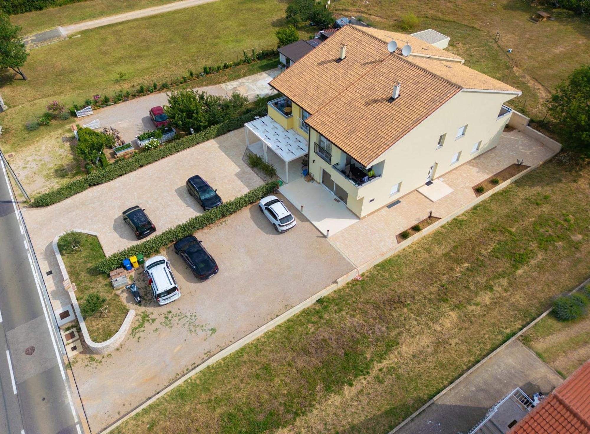 Apartament Ena & Leona